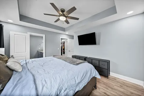 103 Red Bird Avenue Adairville KY 42202