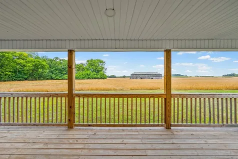 103 Red Bird Avenue Adairville KY 42202