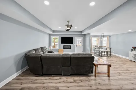 103 Red Bird Avenue Adairville KY 42202