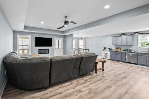 103 Red Bird Avenue Adairville KY 42202