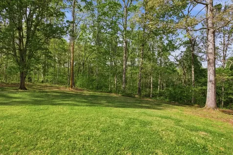 1416 Oakmont Circle Centerville TN 37033