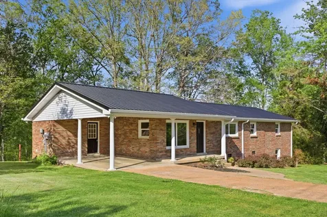 1416 Oakmont Circle Centerville TN 37033