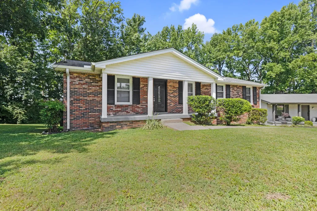 620 Baton Rouge Court Hermitage TN 37076