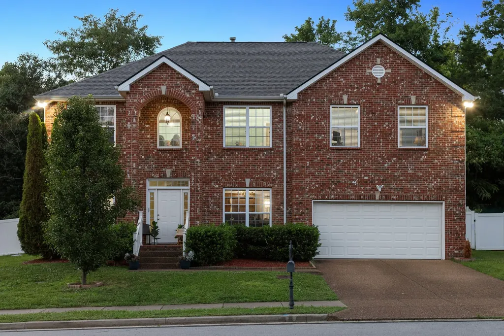 2133 Christina Court Hermitage TN 37076
