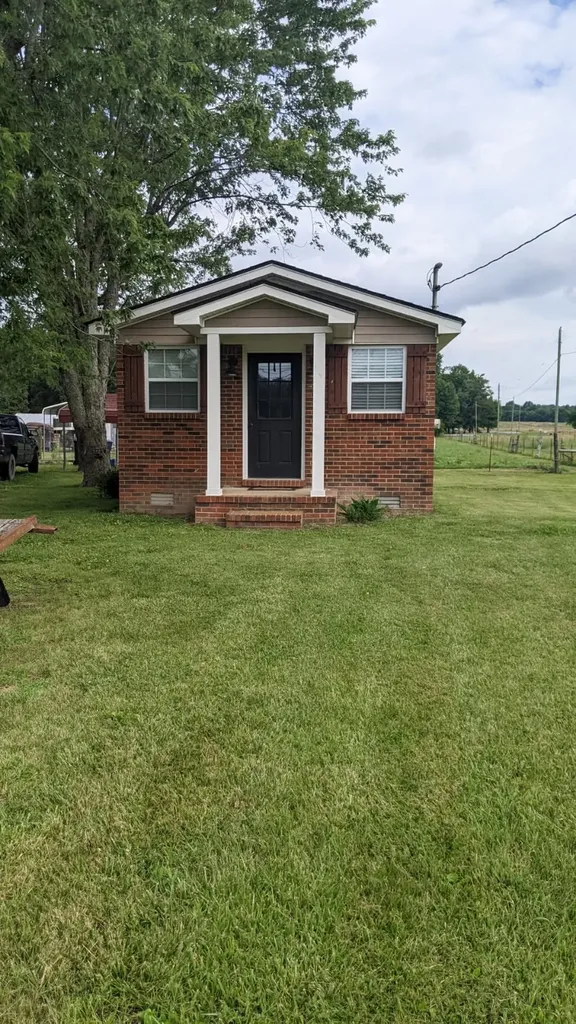 695 Center Hill Road Woodbury TN 37190