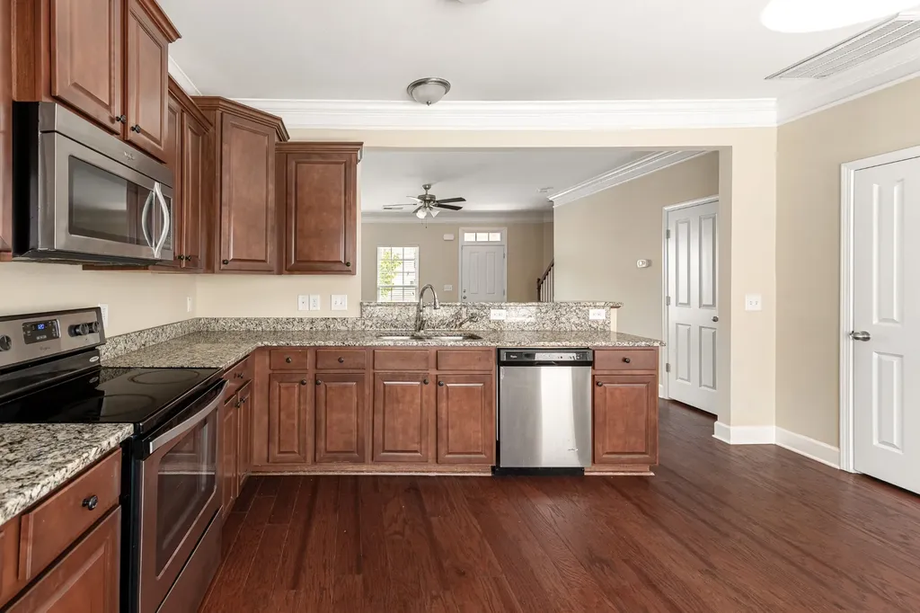 6727 Sunnywood Drive Nashville TN 37211