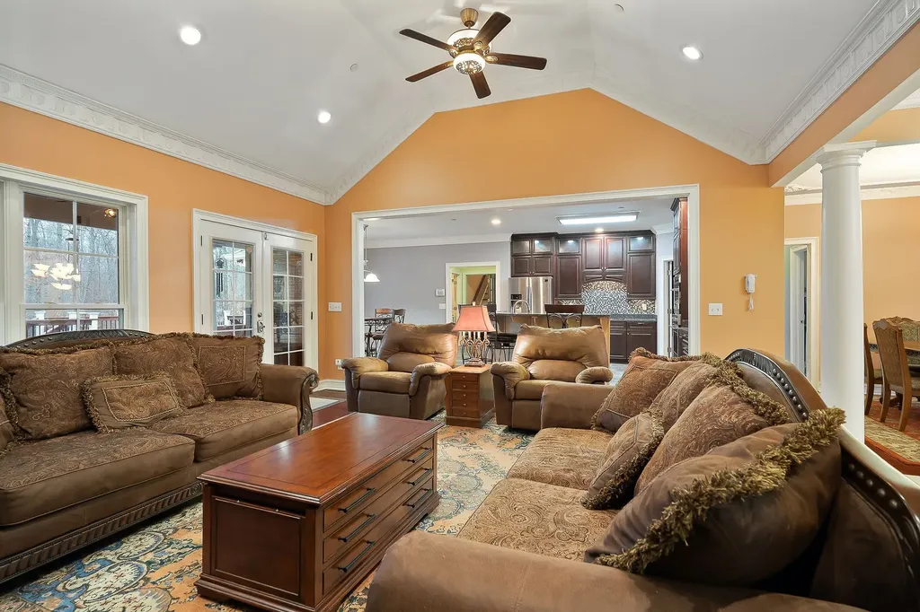 120 Dunrobin Court Sparta TN 38583