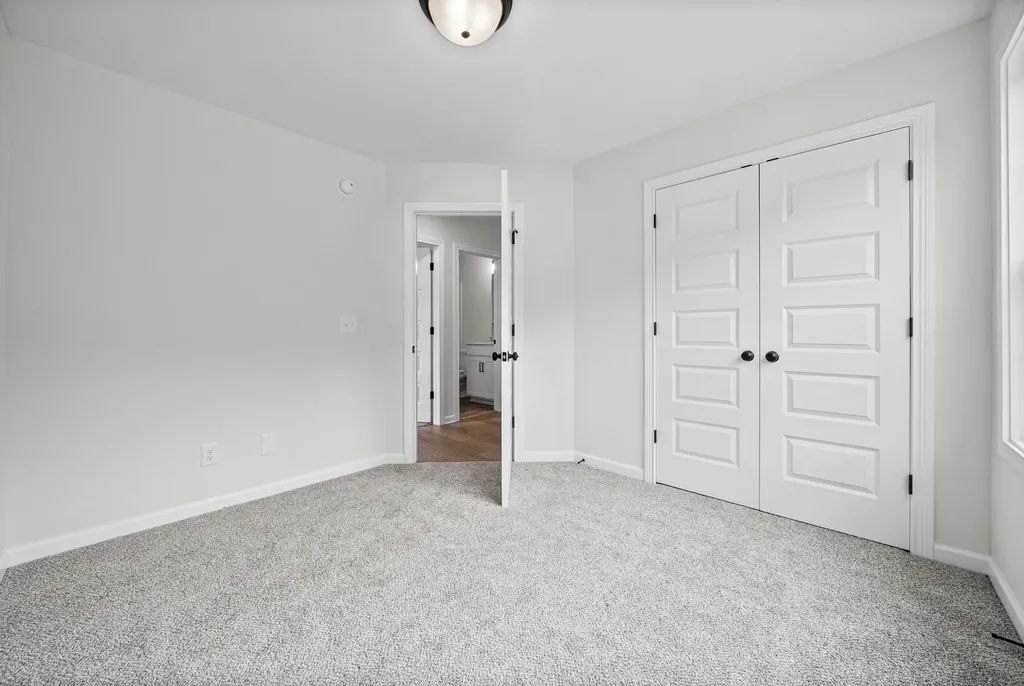 302 Tisha Court Clarksville TN 37042
