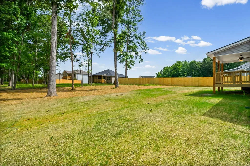 302 Tisha Court Clarksville TN 37042