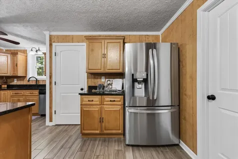 554 Hickman Shores Road Dover TN 37058