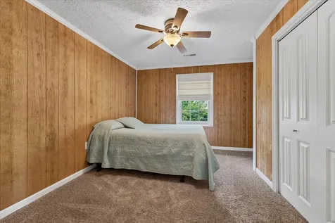 554 Hickman Shores Road Dover TN 37058
