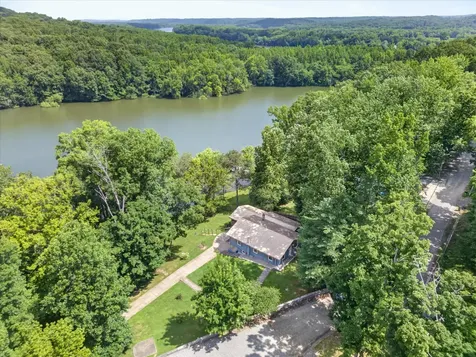 554 Hickman Shores Road Dover TN 37058