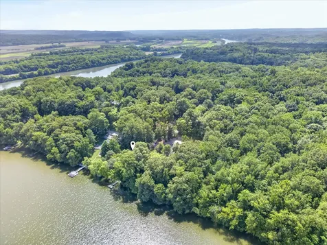 554 Hickman Shores Road Dover TN 37058