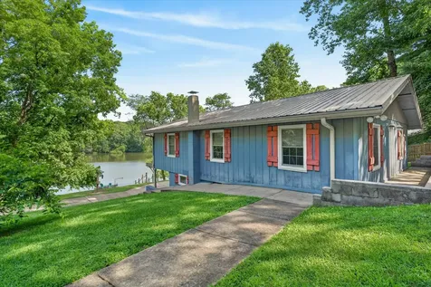 554 Hickman Shores Road Dover TN 37058