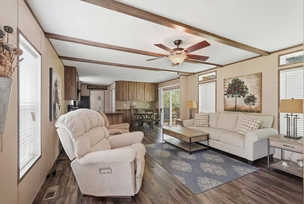 1180 Lake Hill Road Monterey TN 38574