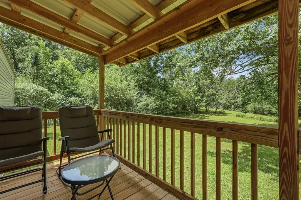 1180 Lake Hill Road Monterey TN 38574