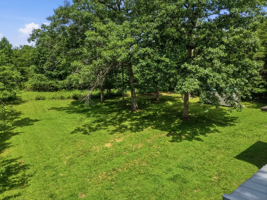 1180 Lake Hill Road Monterey TN 38574
