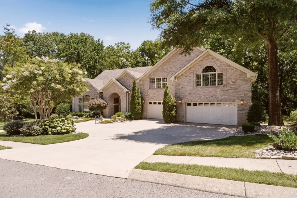 1714 Blairmont Drive Lebanon TN 37087