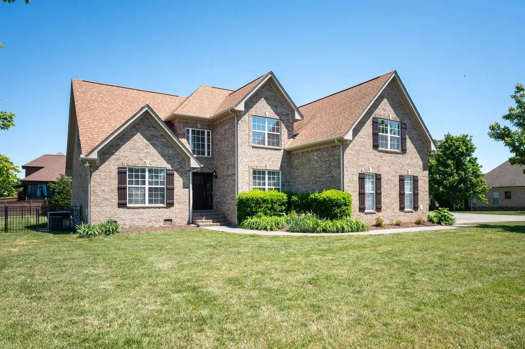 701 Scottland Trace Mount Juliet TN 37122