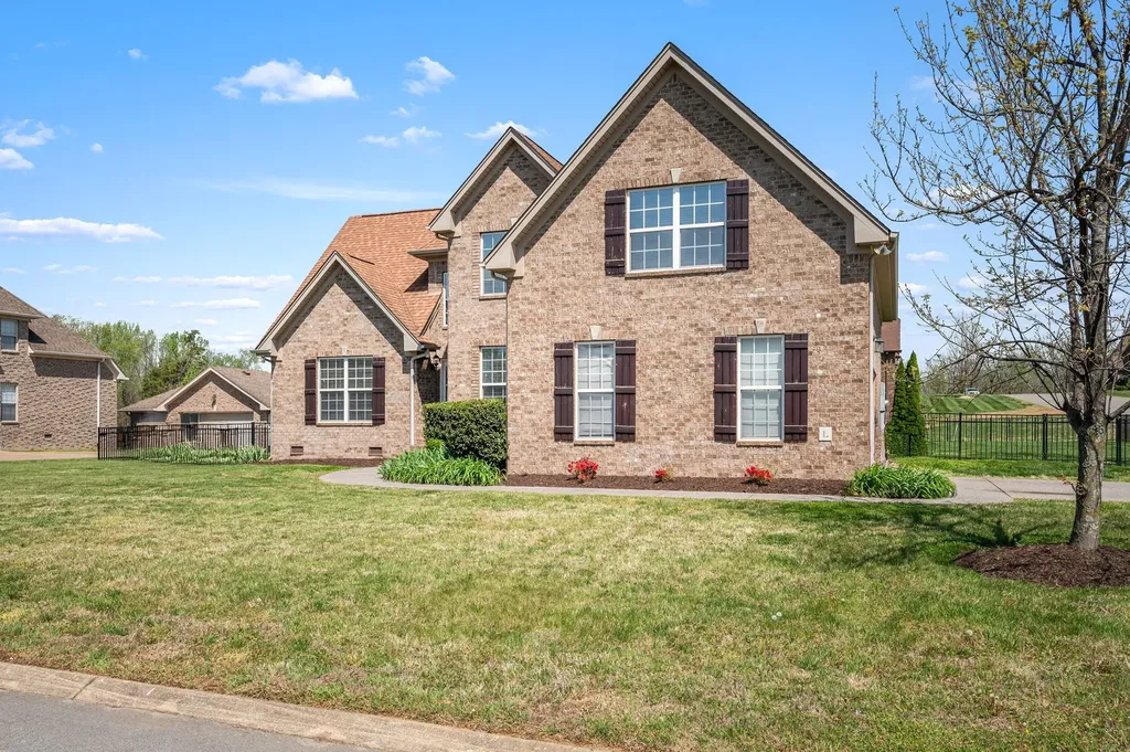 701 Scottland Trace Mount Juliet TN 37122
