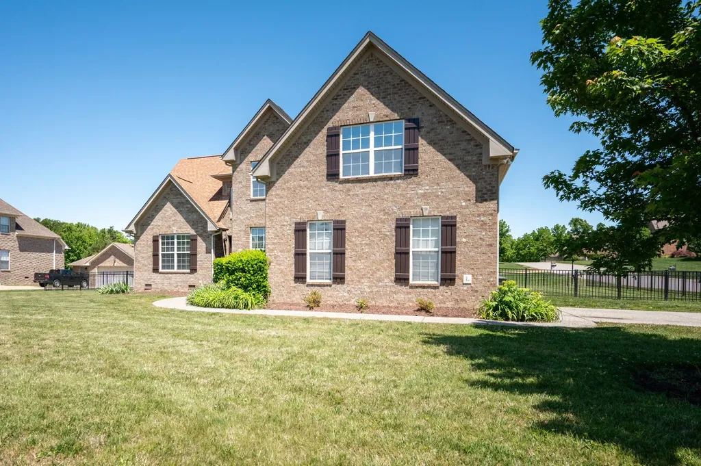 701 Scottland Trace Mount Juliet TN 37122