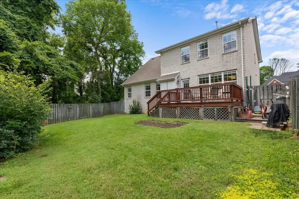 6644 Christiansted Lane Nashville TN 37211