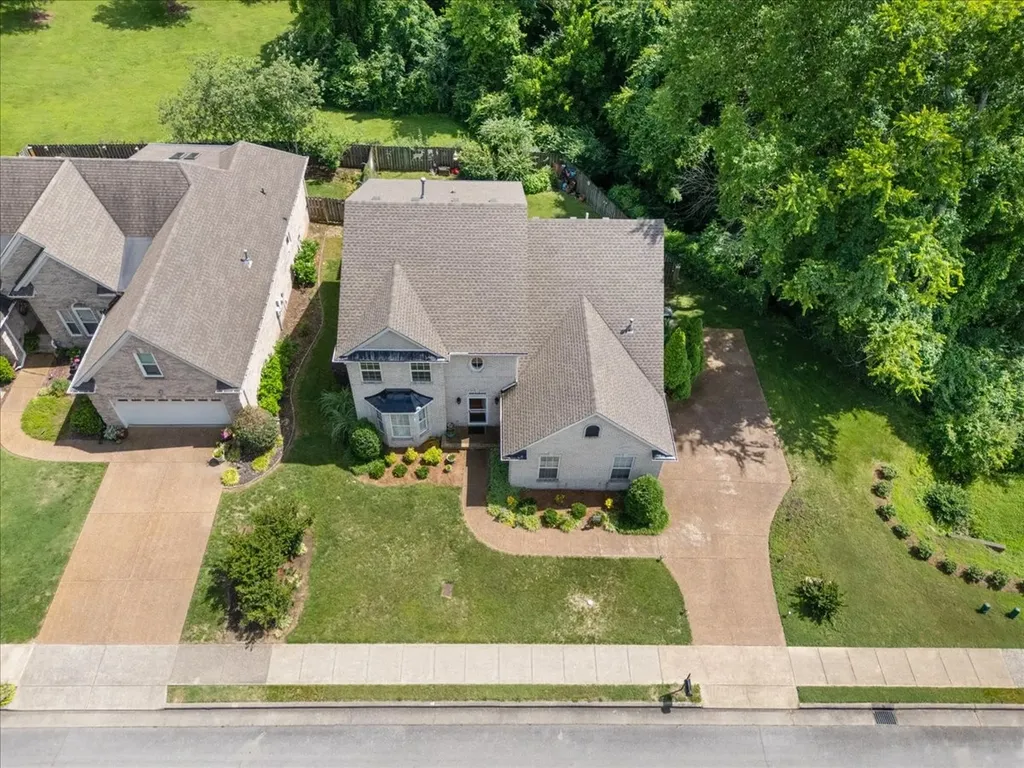 6644 Christiansted Lane Nashville TN 37211