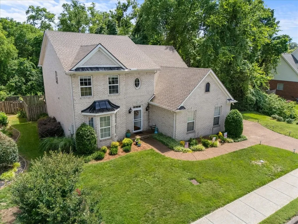 6644 Christiansted Lane Nashville TN 37211