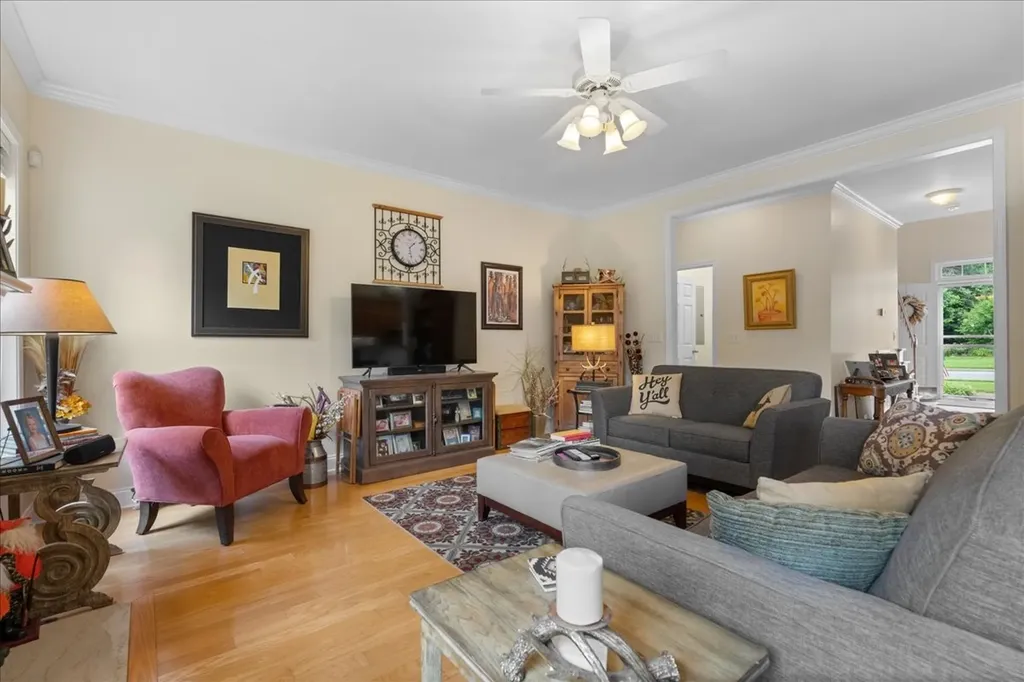 6644 Christiansted Lane Nashville TN 37211