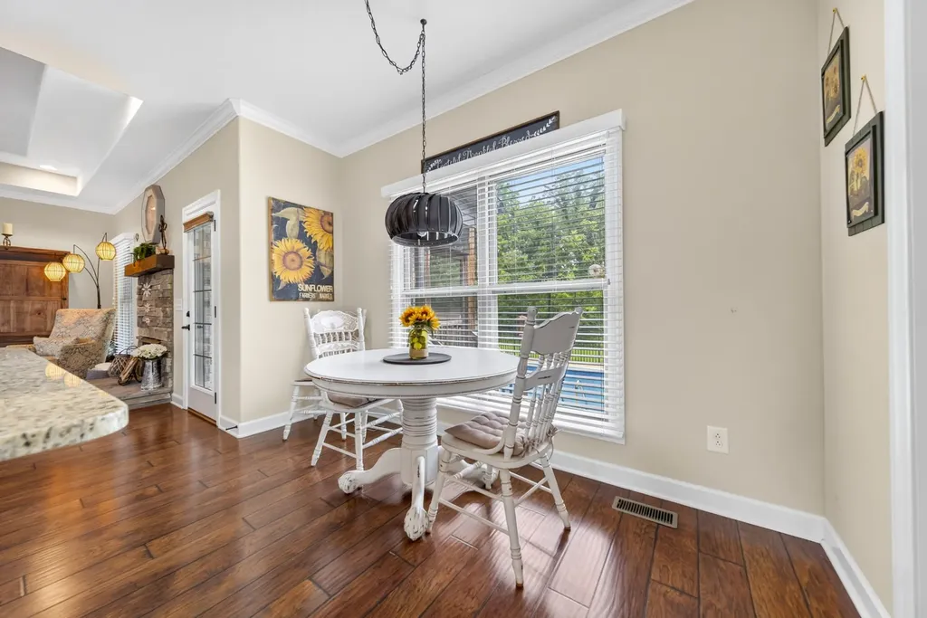 130 Tison Lane Cottontown TN 37048