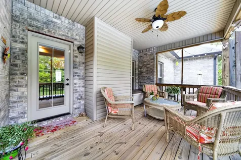 130 Tison Lane Cottontown TN 37048