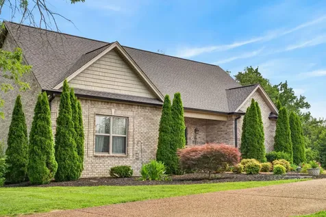 130 Tison Lane Cottontown TN 37048