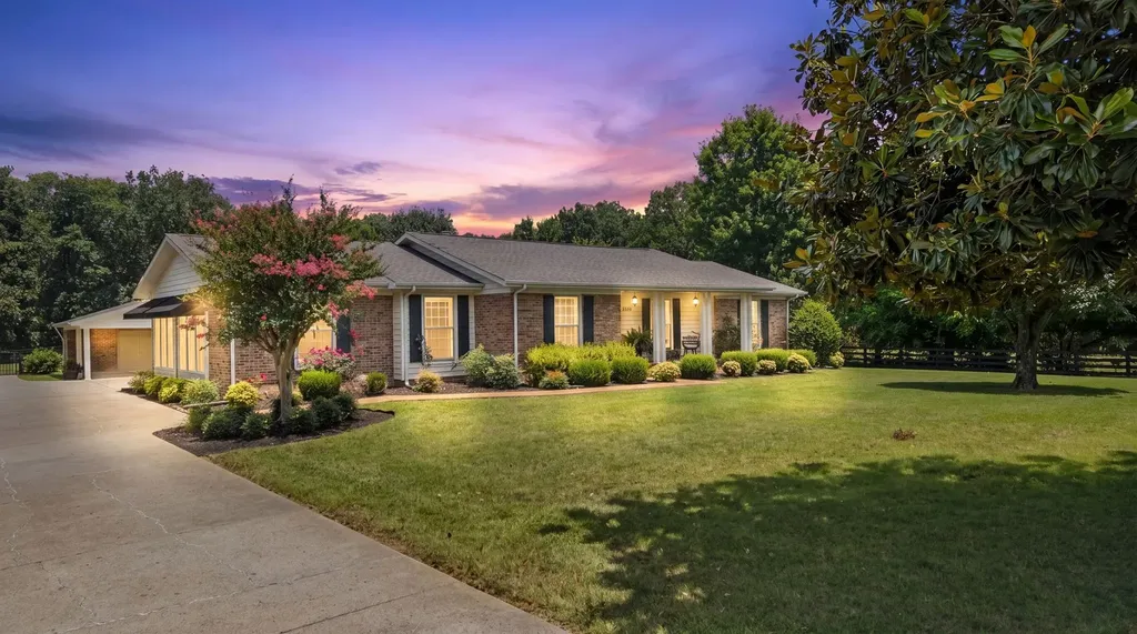 1048 Allen Road Murfreesboro TN 37129