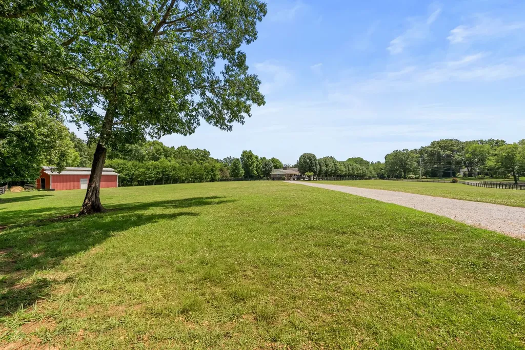 1048 Allen Road Murfreesboro TN 37129