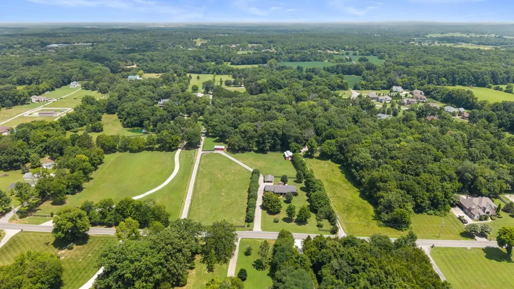 1048 Allen Road Murfreesboro TN 37129