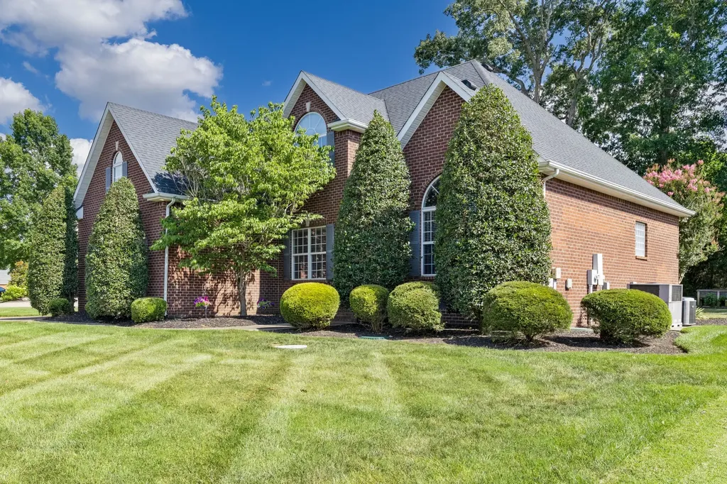 1316 Lunar Drive Murfreesboro TN 37129