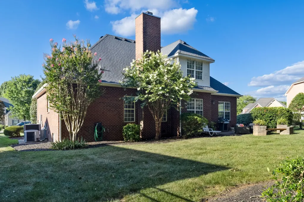 1316 Lunar Drive Murfreesboro TN 37129