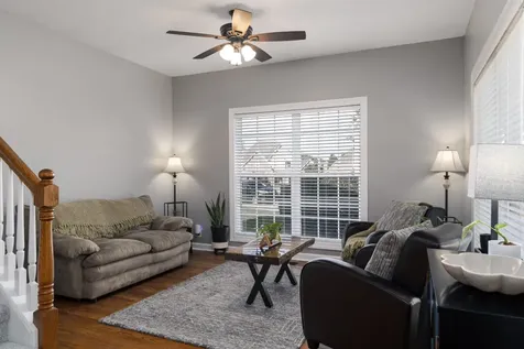 1316 Lunar Drive Murfreesboro TN 37129