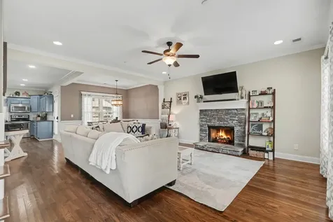 1213 Rivercrest Drive Murfreesboro TN 37129