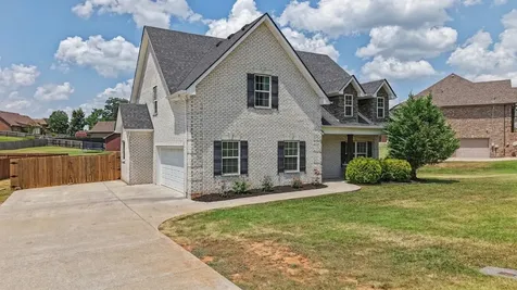 1213 Rivercrest Drive Murfreesboro TN 37129