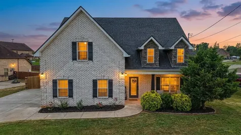 1213 Rivercrest Drive Murfreesboro TN 37129