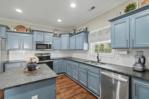 1213 Rivercrest Drive Murfreesboro TN 37129
