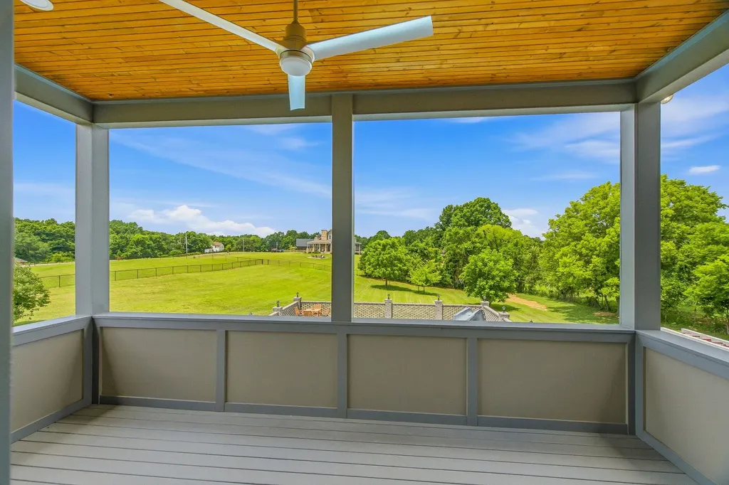 4940 Albert Fentress Road Greenbrier TN 37073