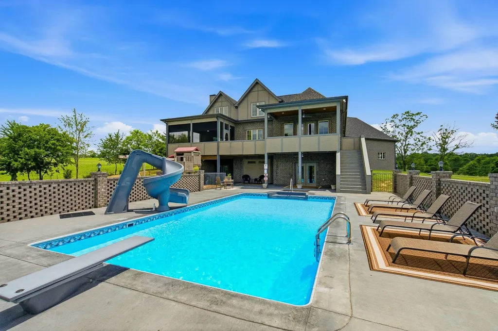 4940 Albert Fentress Road Greenbrier TN 37073