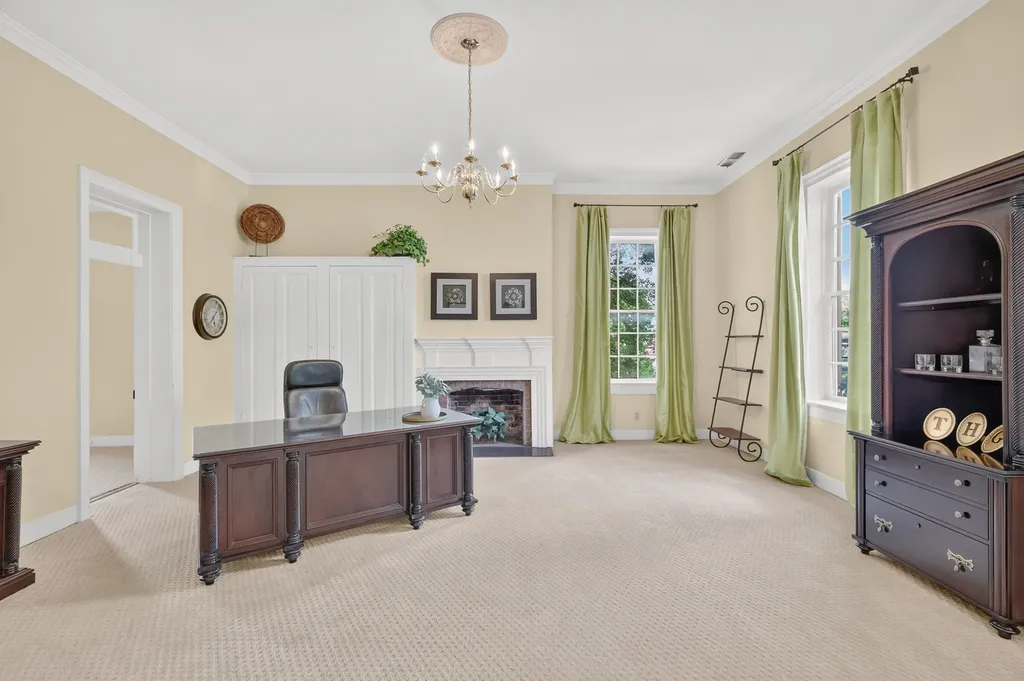 137 3rd Ave, N Franklin TN 37064