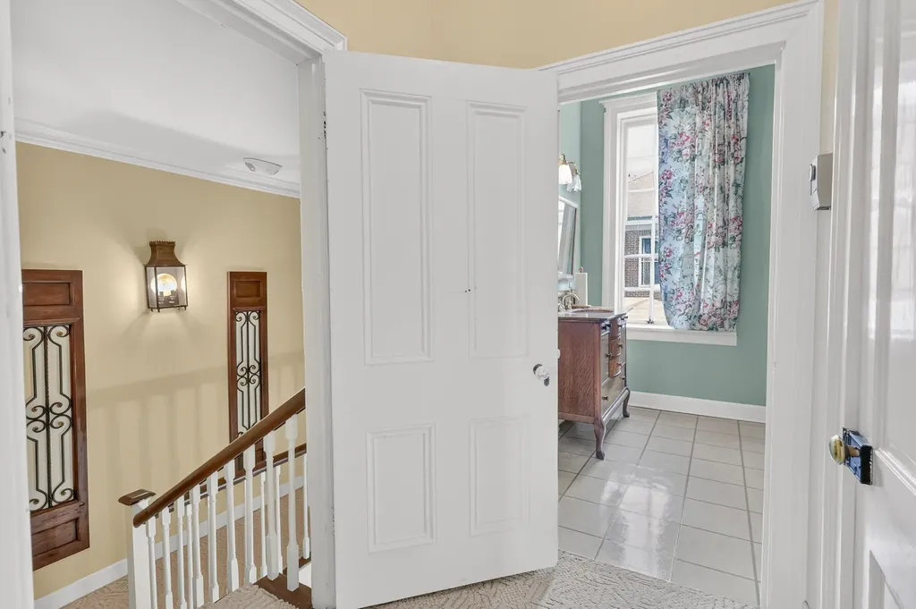 137 3rd Ave, N Franklin TN 37064