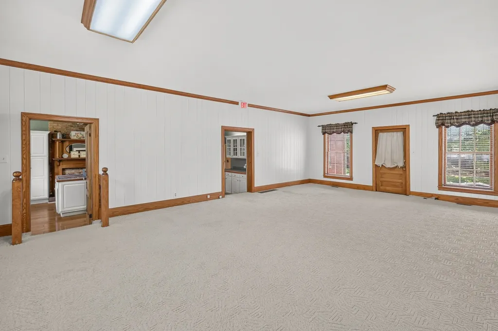 137 3rd Ave, N Franklin TN 37064