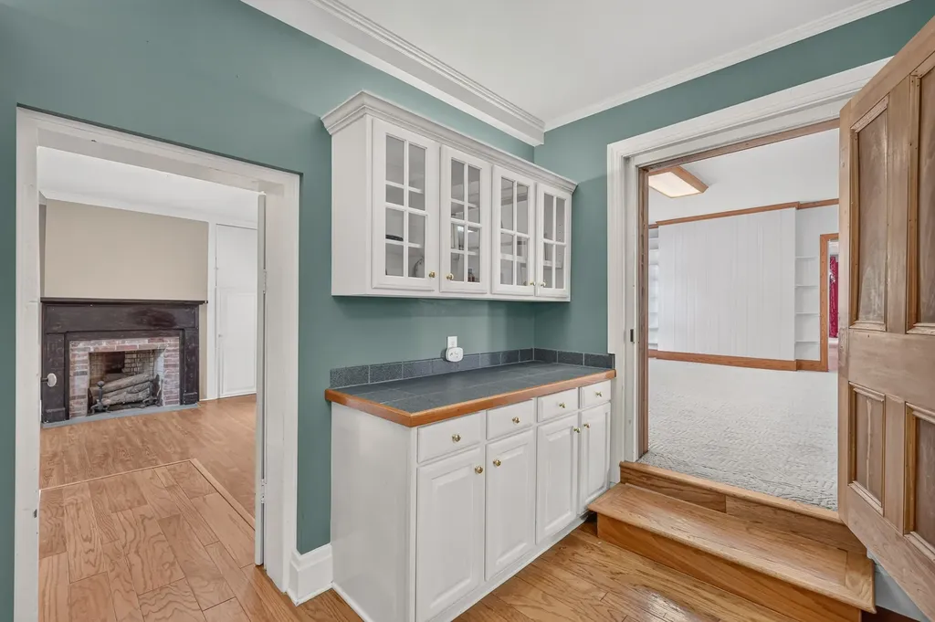 137 3rd Ave, N Franklin TN 37064