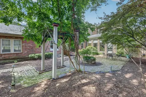 137 3rd Ave, N Franklin TN 37064