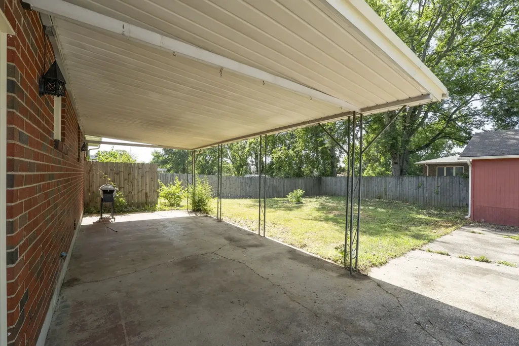 125 Haven Street Hendersonville TN 37075